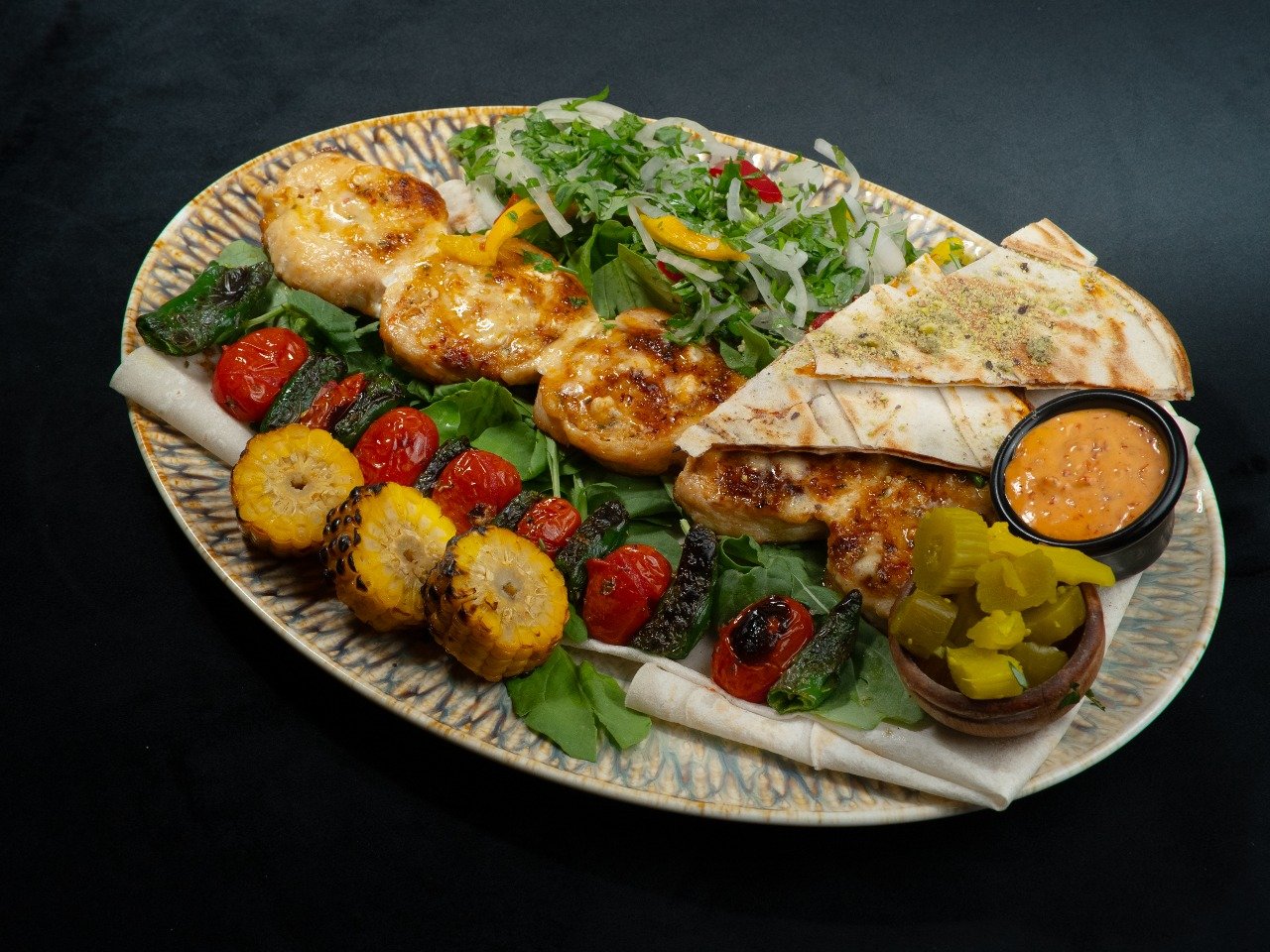 لفائف دجاج مشوية ( 5 قطع )